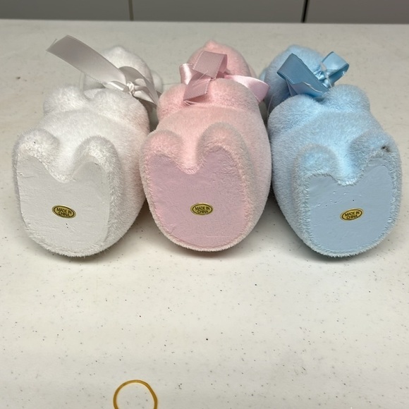 Easter Bunnies Flocked - Picture 7 of 11